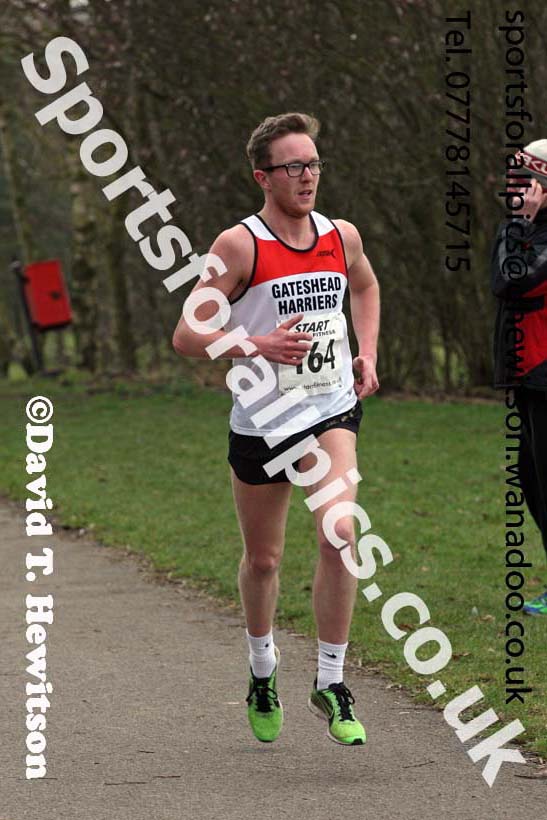Senior men and veterans over-40s Royal Signals NECC Rod Relays, Hetton Lyons Park, Hetton-le-Hole. Photo: David T. Hewitson/Sports for All Pics